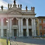 Roma Apartment Holiday